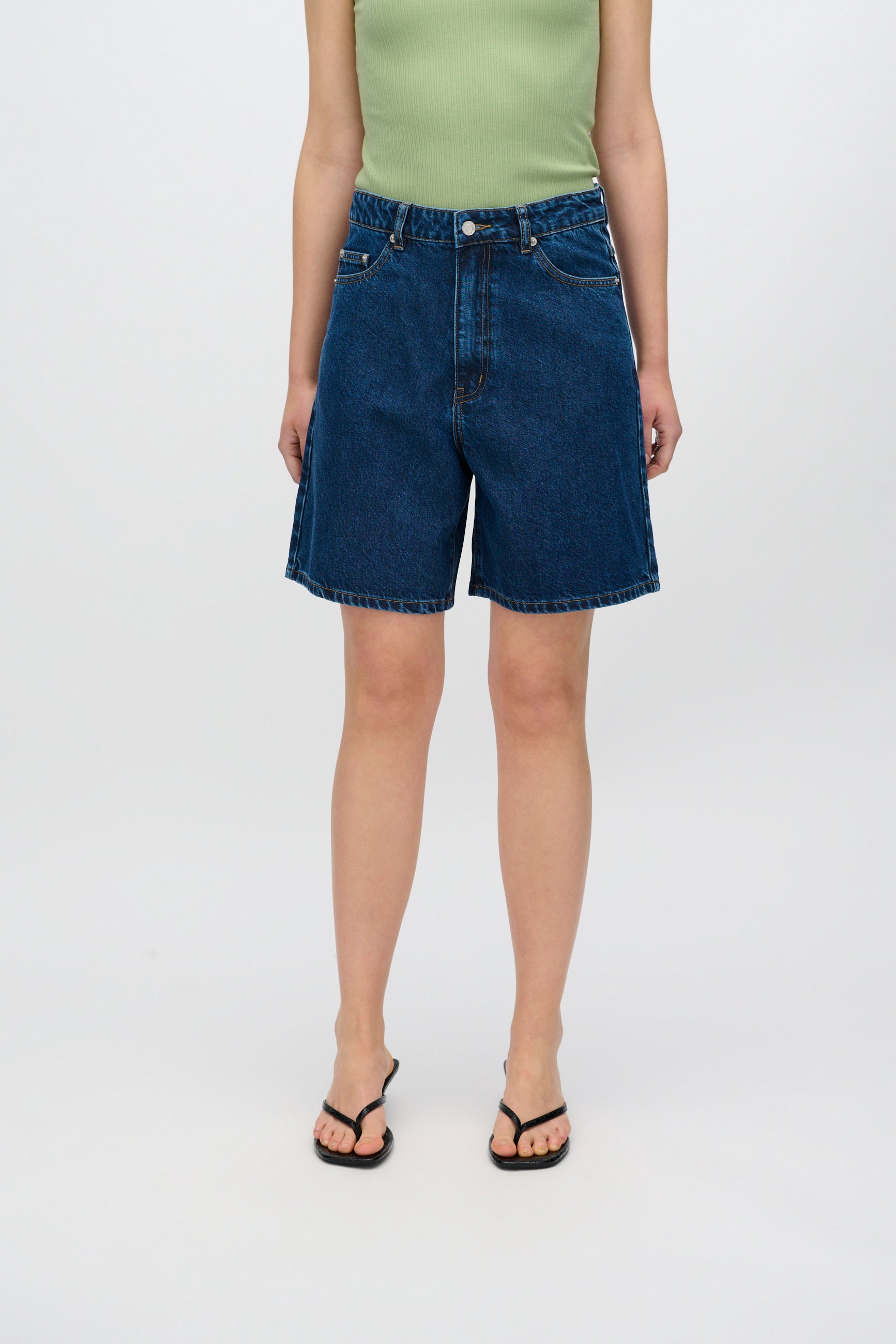 minimum female Alva denim shorts 4181 Shorts 1002 Medium Blue