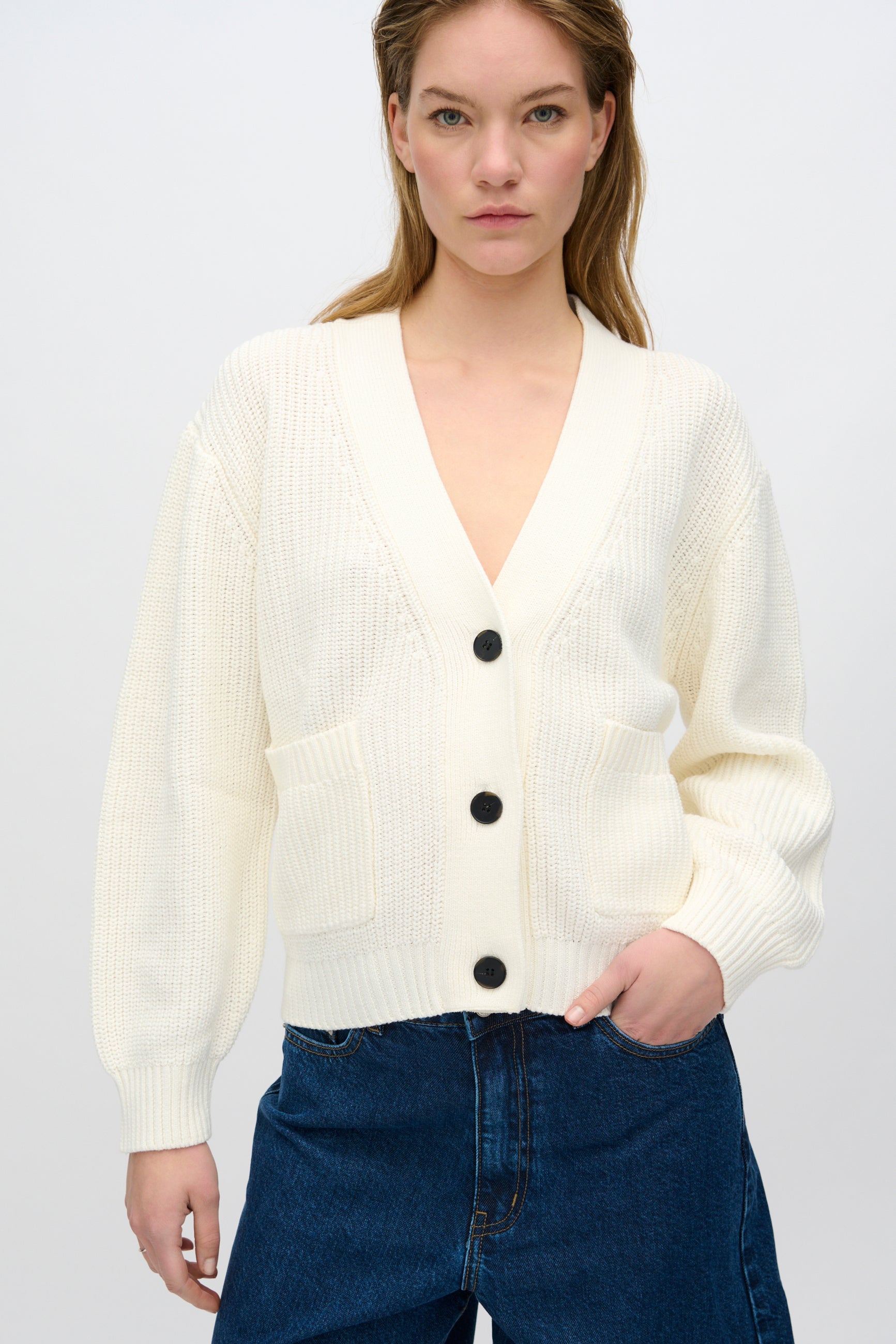 minimum female Gala cardigan G006 GOTS Cardigan 004 Broken White
