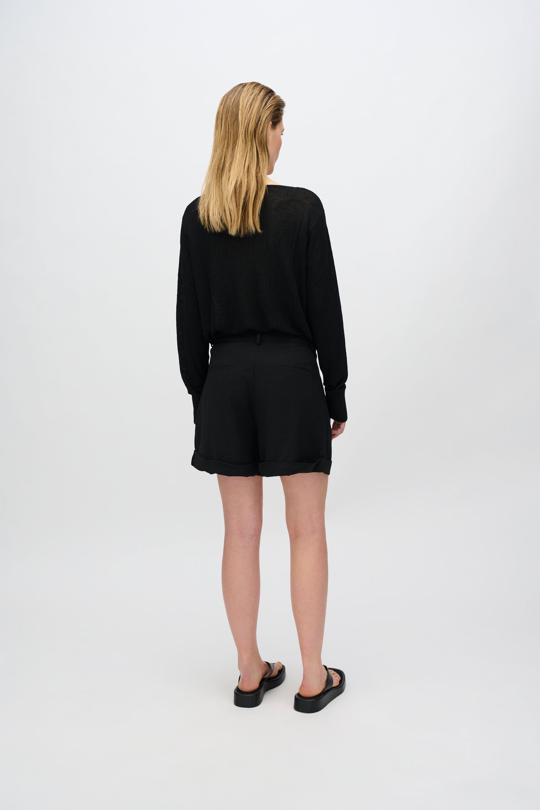 minimum female Selby linen blend shorts 3069 Shorts 999 Black