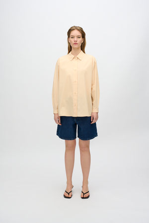 minimum female Harper long sleeved shirt 4238 Long Sleeved Shirt 1110 Creme De Peche