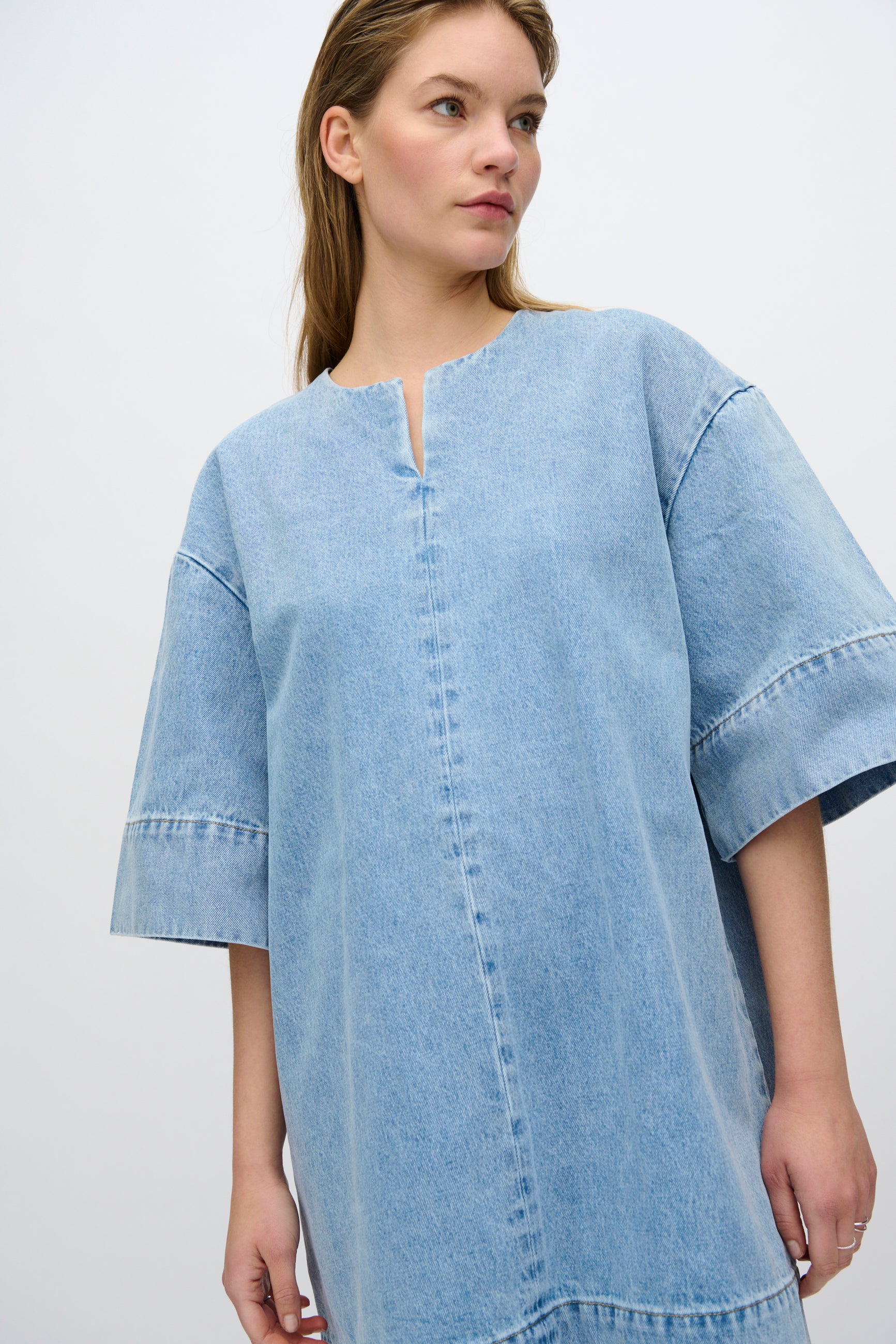 minimum female Wilma denim dress 4282 Short Dress 1001 Light Blue